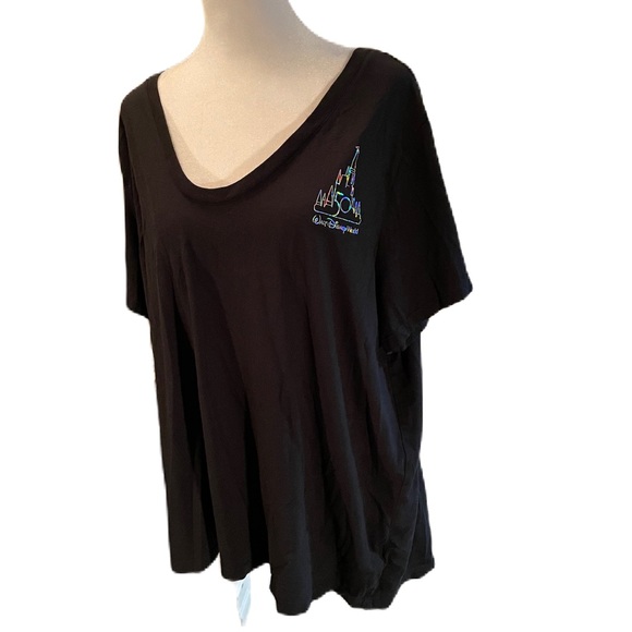 A new day Black Walt Disney World Shiny Silver Logo Short Sleeve Scoop Neck Tee - Picture 2 of 13